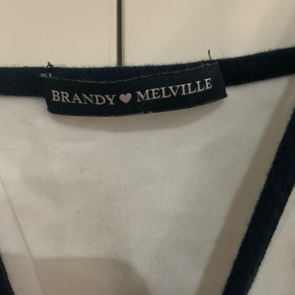 Brandy Melville tank top - Picture 3 of 3